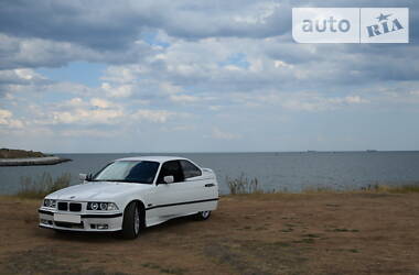 Купе BMW 3 Series 1994 в Одесі