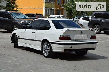 Купе BMW 3 Series 1994 в Одесі