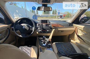 Седан BMW 3 Series 2014 в Одессе