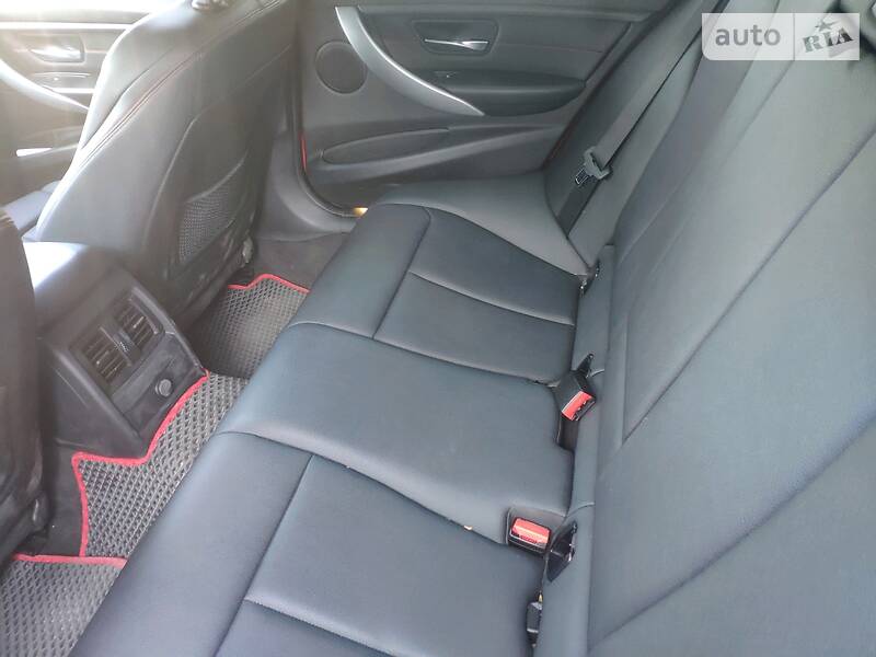 Седан BMW 3 Series 2013 в Одессе