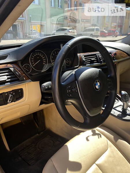 Седан BMW 3 Series 2012 в Мелітополі