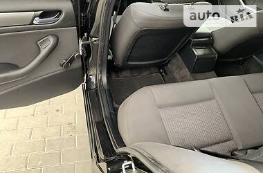 Седан BMW 3 Series 2004 в 