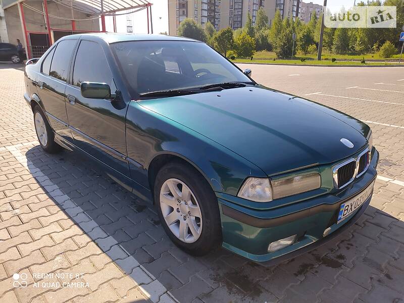 Седан BMW 3 Series 1994 в Хмельницком