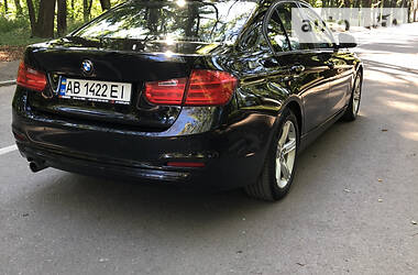 Седан BMW 3 Series 2015 в Черновцах