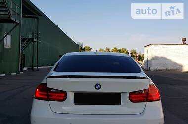 Седан BMW 3 Series 2015 в Миколаєві