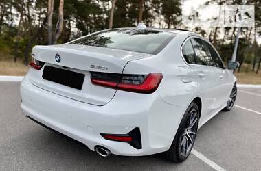 Седан BMW 3 Series 2019 в Киеве