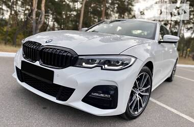 Седан BMW 3 Series 2019 в Киеве