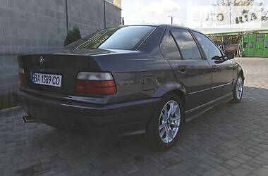 Седан BMW 3 Series 1992 в Кропивницком