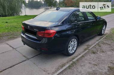 Седан BMW 3 Series 2016 в Киеве