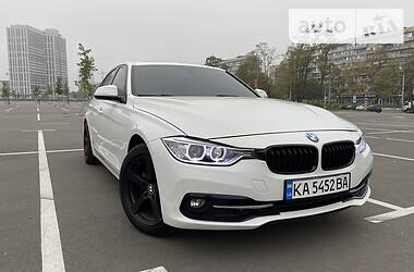 Седан BMW 3 Series 2016 в Киеве