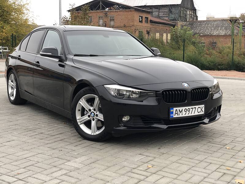 Седан BMW 3 Series 2013 в Житомире