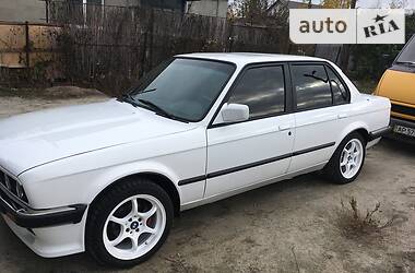 Седан BMW 3 Series 1985 в Днепре