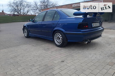 Седан BMW 3 Series 1996 в Виннице