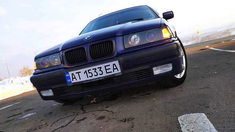 Седан BMW 3 Series 1997 в Дрогобыче