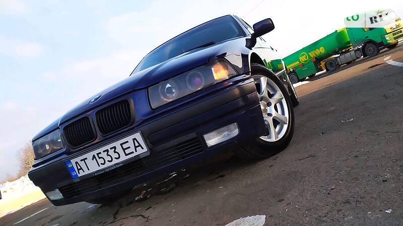 Седан BMW 3 Series 1997 в Дрогобыче