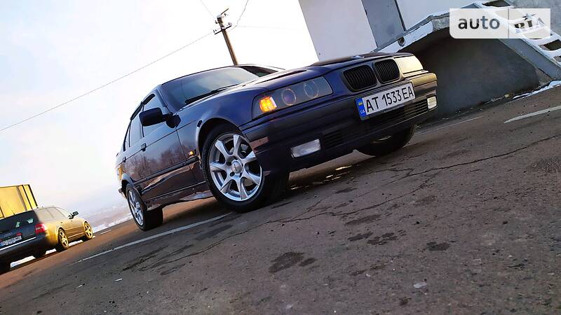 Седан BMW 3 Series 1997 в Дрогобыче