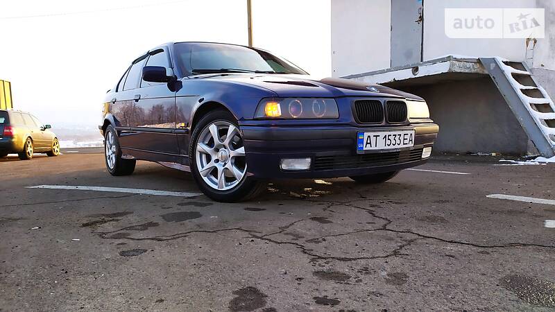 Седан BMW 3 Series 1997 в Дрогобыче