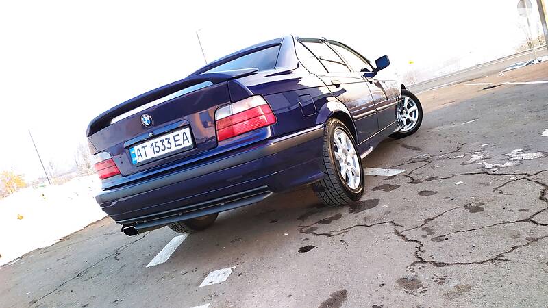 Седан BMW 3 Series 1997 в Дрогобыче
