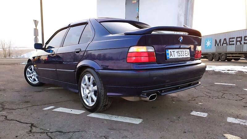 Седан BMW 3 Series 1997 в Дрогобыче