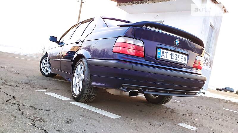 Седан BMW 3 Series 1997 в Дрогобыче