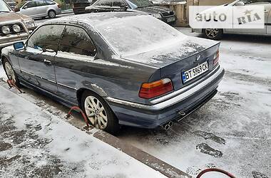 Купе BMW 3 Series 1993 в Киеве