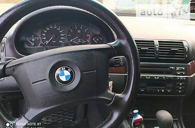 Седан BMW 3 Series 1999 в Славуте