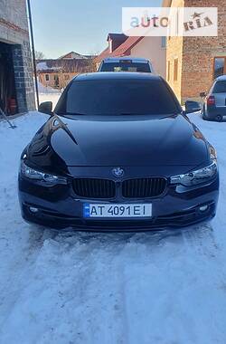 Седан BMW 3 Series 2015 в Ивано-Франковске