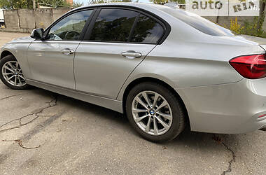 Седан BMW 3 Series 2015 в Первомайске