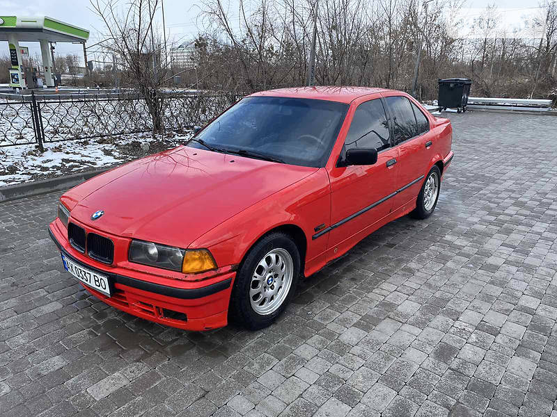 Седан BMW 3 Series 1995 в Харькове