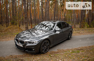 Седан BMW 3 Series 2014 в 