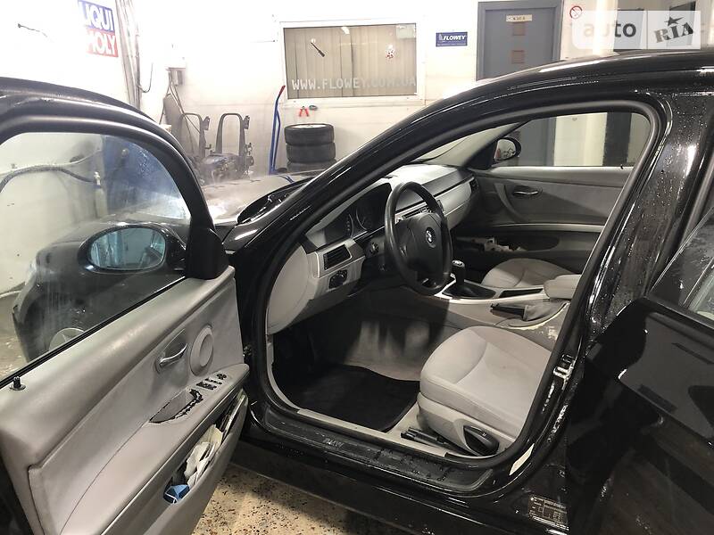 Седан BMW 3 Series 2006 в Києві