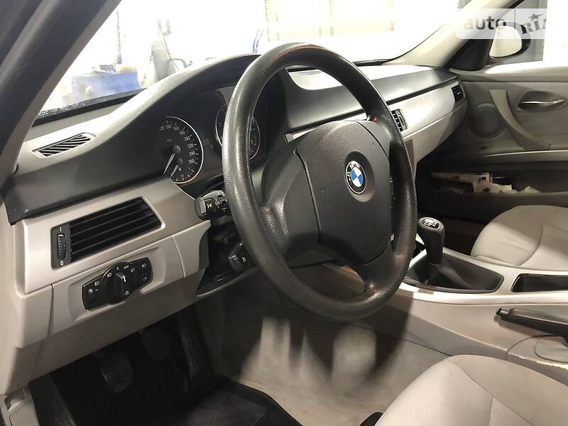 Седан BMW 3 Series 2006 в Києві