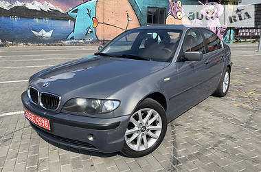 Седан BMW 3 Series 2004 в Киверцах
