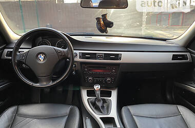 Универсал BMW 3 Series 2010 в Киеве