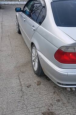 Седан BMW 3 Series 2000 в Кельменцях