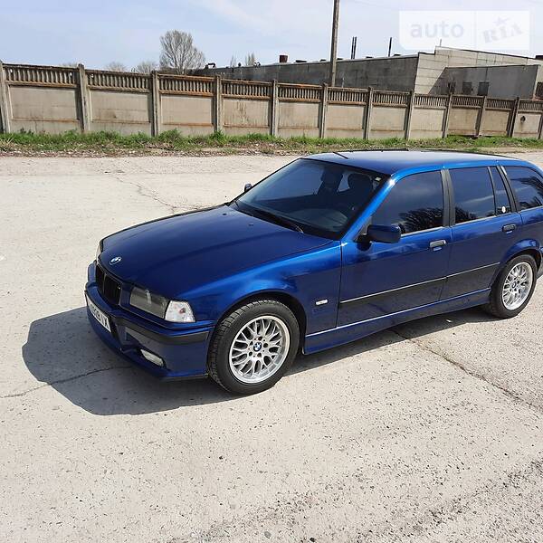 Універсал BMW 3 Series 1998 в Білгороді-Дністровському