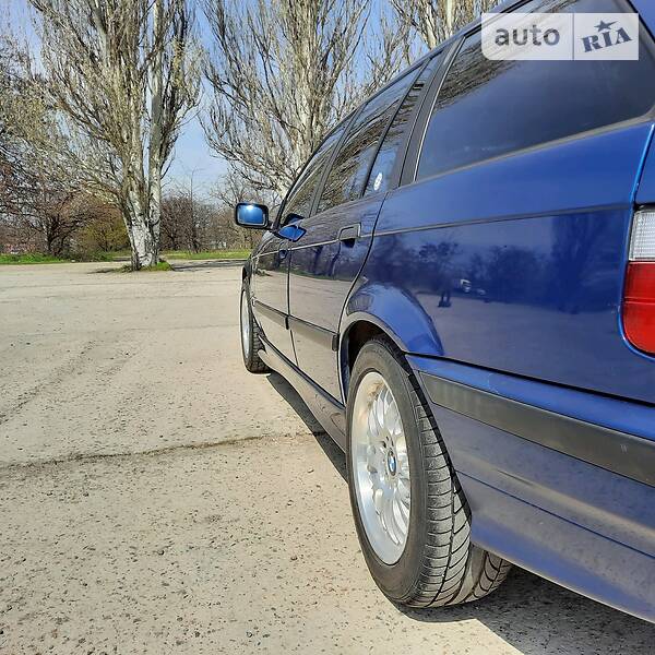 Універсал BMW 3 Series 1998 в Білгороді-Дністровському