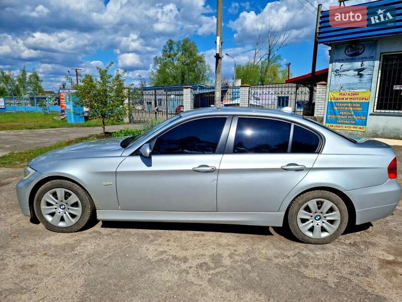 Седан BMW 3 Series 2007 в Черкасах