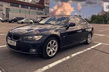 Купе BMW 3 Series 2009 в Киеве