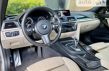 Седан BMW 3 Series 2015 в Киеве