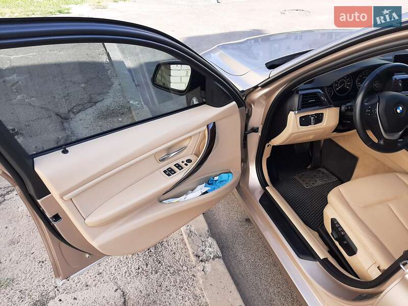 Седан BMW 3 Series 2014 в Баришівка