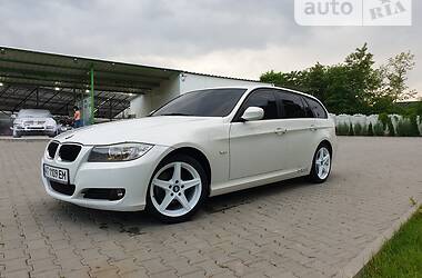 Универсал BMW 3 Series 2010 в Черновцах