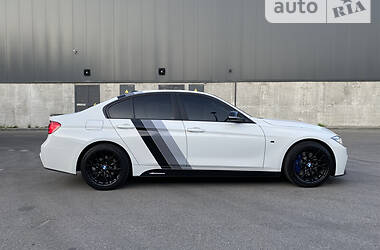 Седан BMW 3 Series 2013 в 
