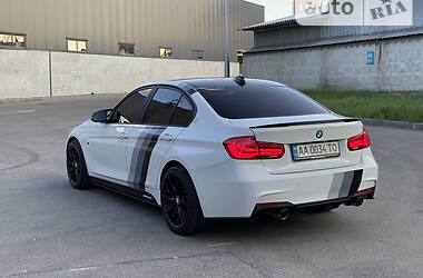 Седан BMW 3 Series 2013 в 