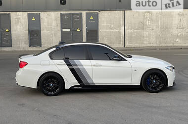 Седан BMW 3 Series 2013 в 