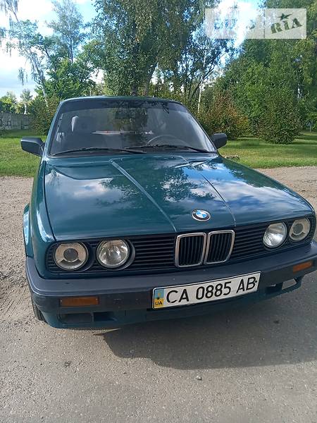 Седан BMW 3 Series 1989 в Золотоноше