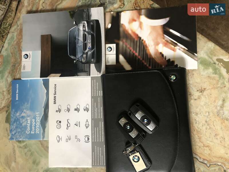 Седан BMW 3 Series 2010 в Днепре