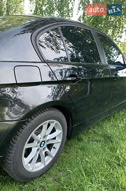 Седан BMW 3 Series 2006 в Теофіполі