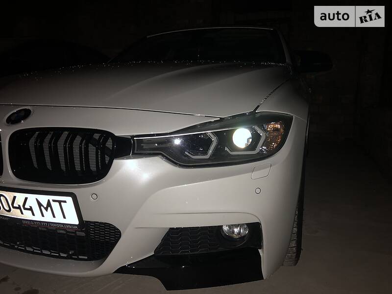 Седан BMW 3 Series 2015 в Львове