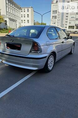 Купе BMW 3 Series 2002 в Городке